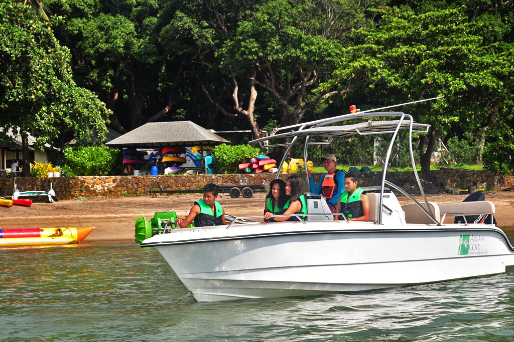 watersports_1024-x-683-speedboat-25ft