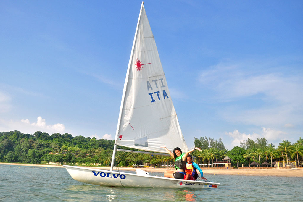 watersports_1024-x-683_laser-boat